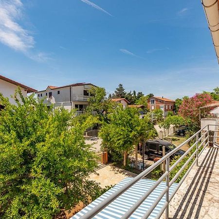 Apartment Neven プリヴラカ エクステリア 写真